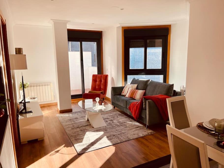 Apartamento Centrico Y De Diseno Con Parking Vigo Exterior photo