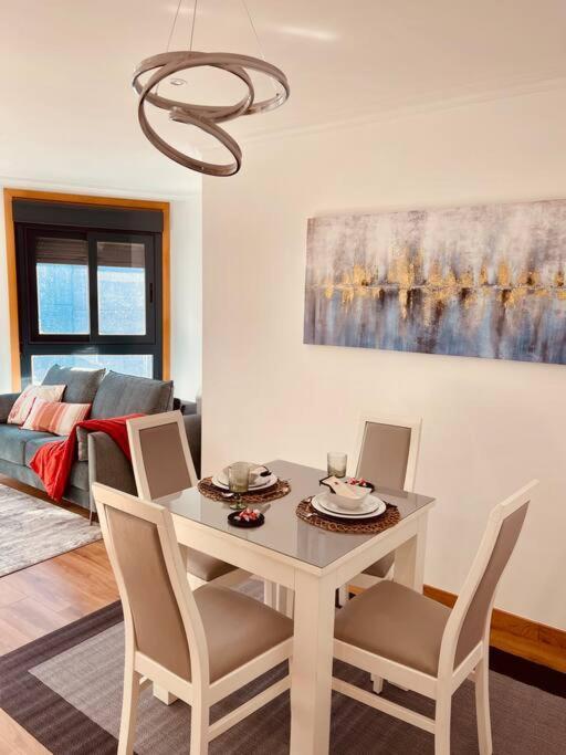 Apartamento Centrico Y De Diseno Con Parking Vigo Exterior photo